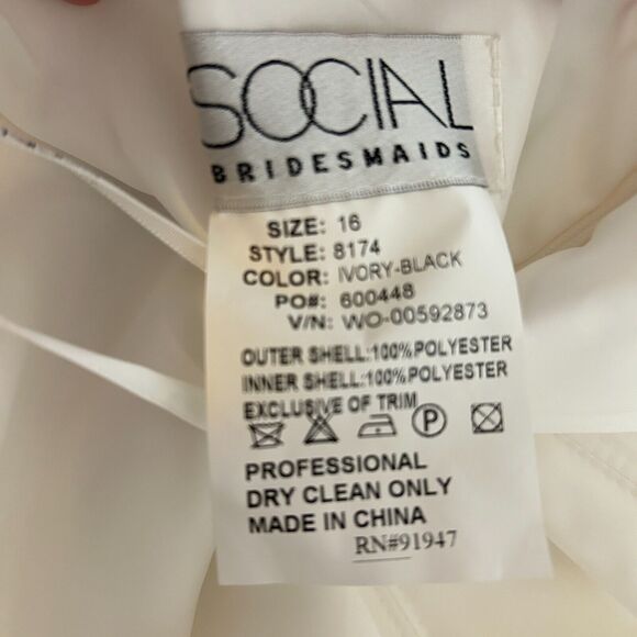 Social Bridesmaids Strapless NU-Georgette Dress Ivory 8174BL Women's 16 NWT - Picture 3 of 10